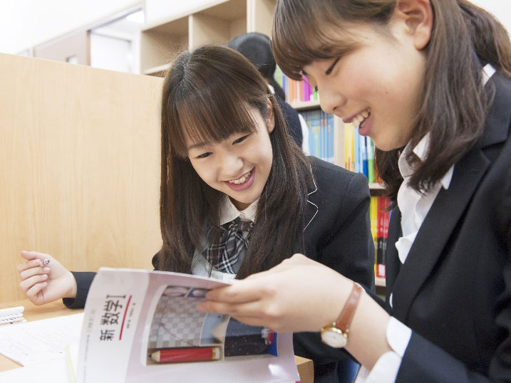 ワオ高等学校 コース紹介
